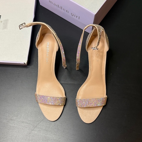 Madden Girl Women's Glittering Heels - Bella Blush 4 inch Silver multi NWT - Picture 2 of 7